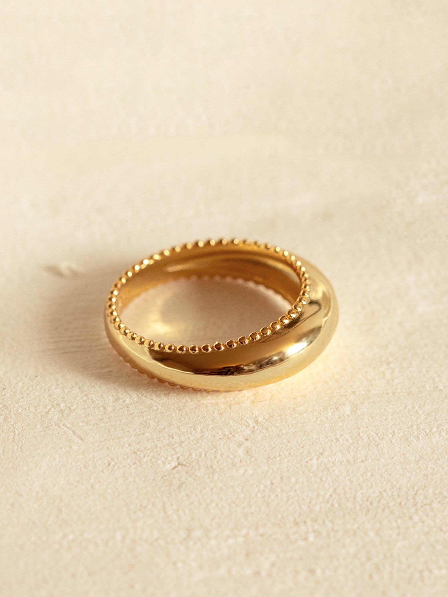 Bague dôme incurvée en or - Sphère