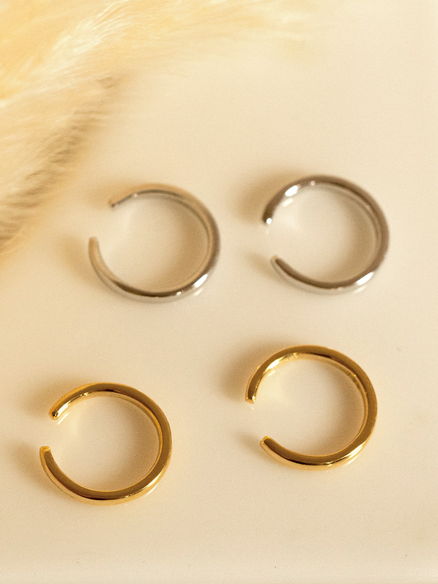 Boucles d'oreilles fines - Paire - Réglables