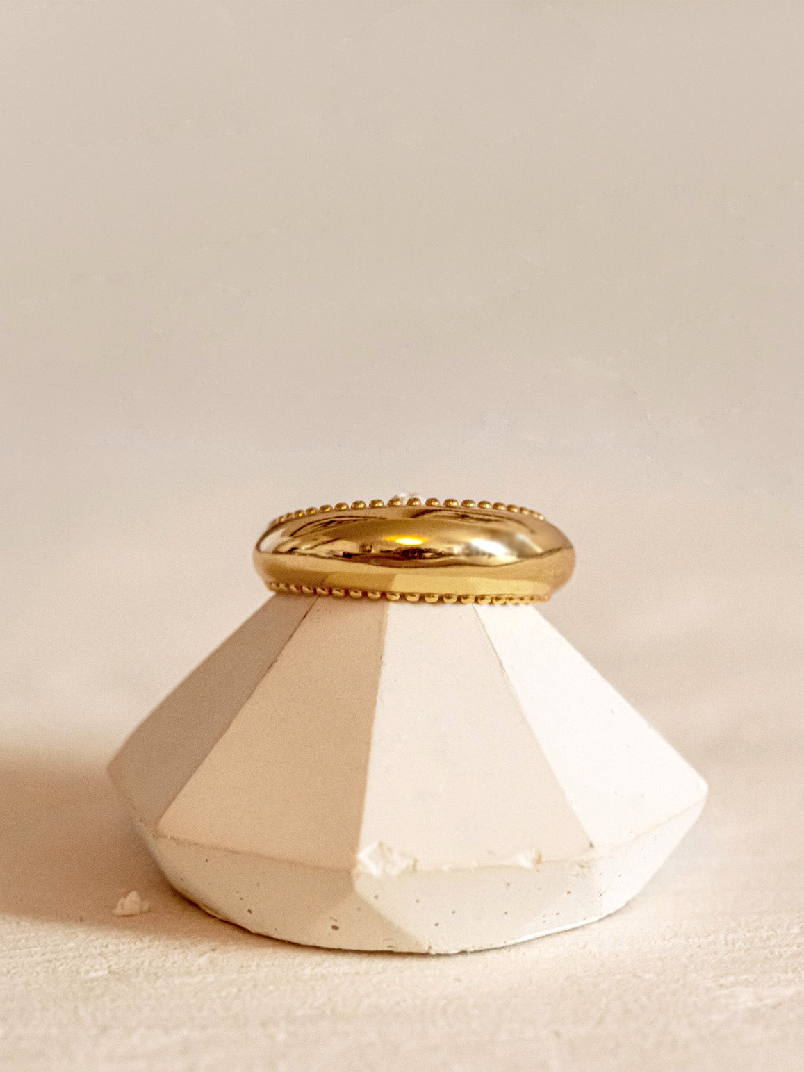 Bague dôme incurvée en or - Sphère