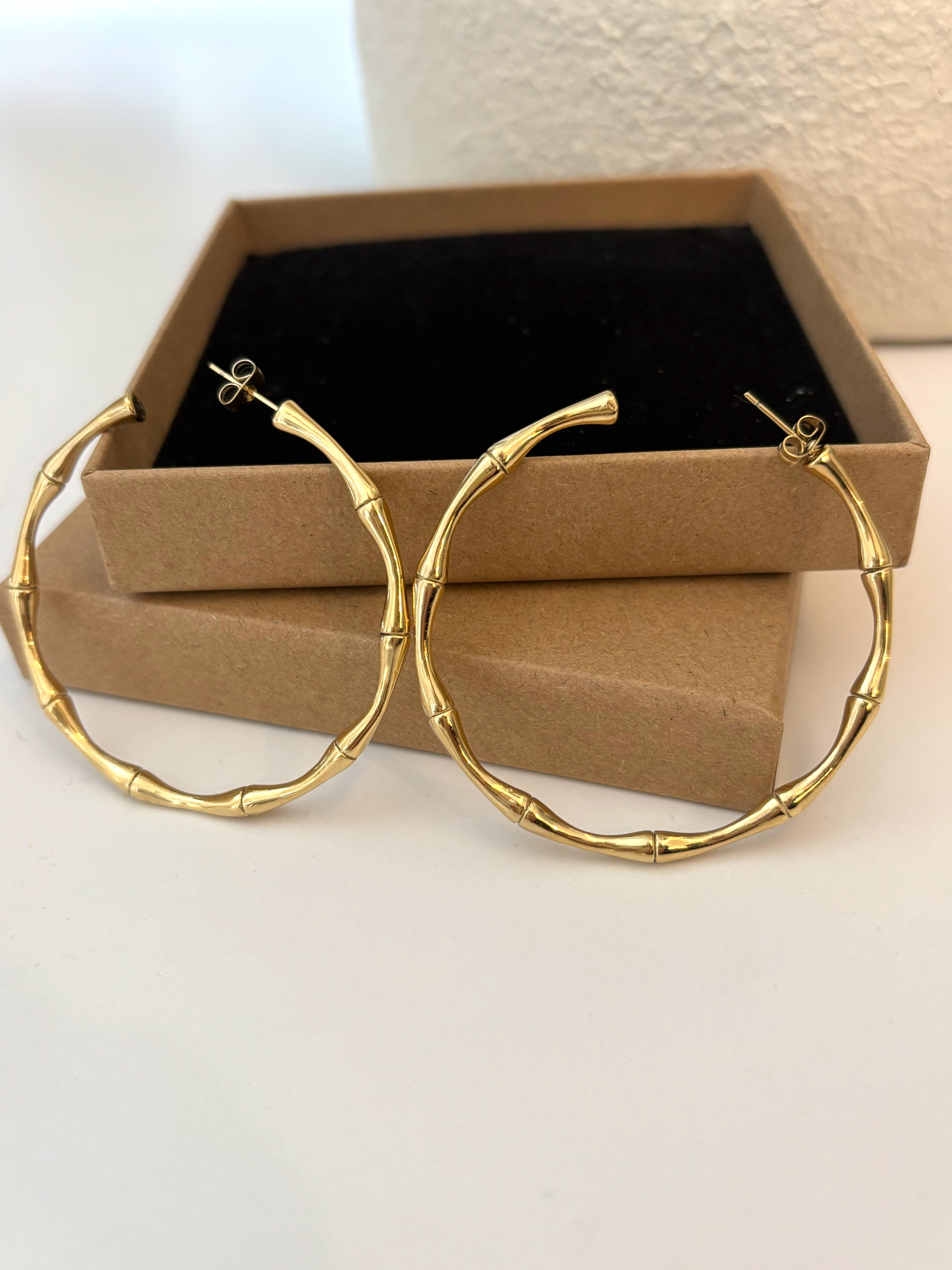 Grandes boucles d'oreilles créoles en bambou