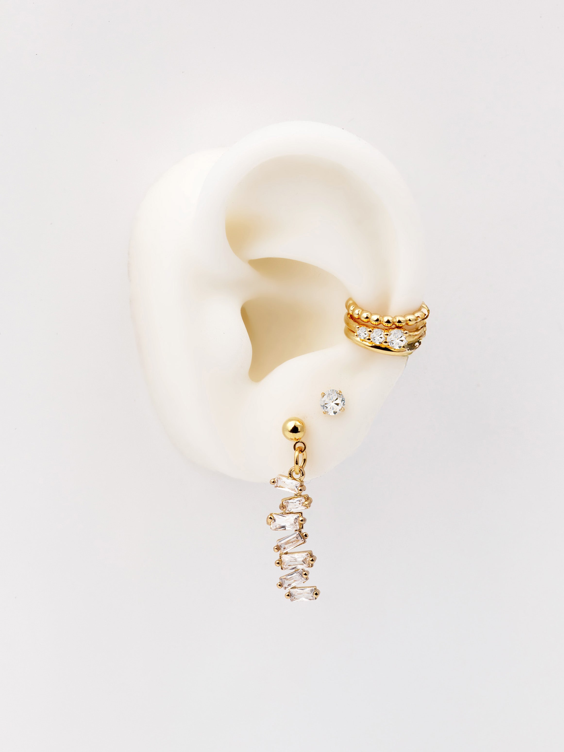 Boucles d'oreilles pendantes verticales avec pierres baguettes