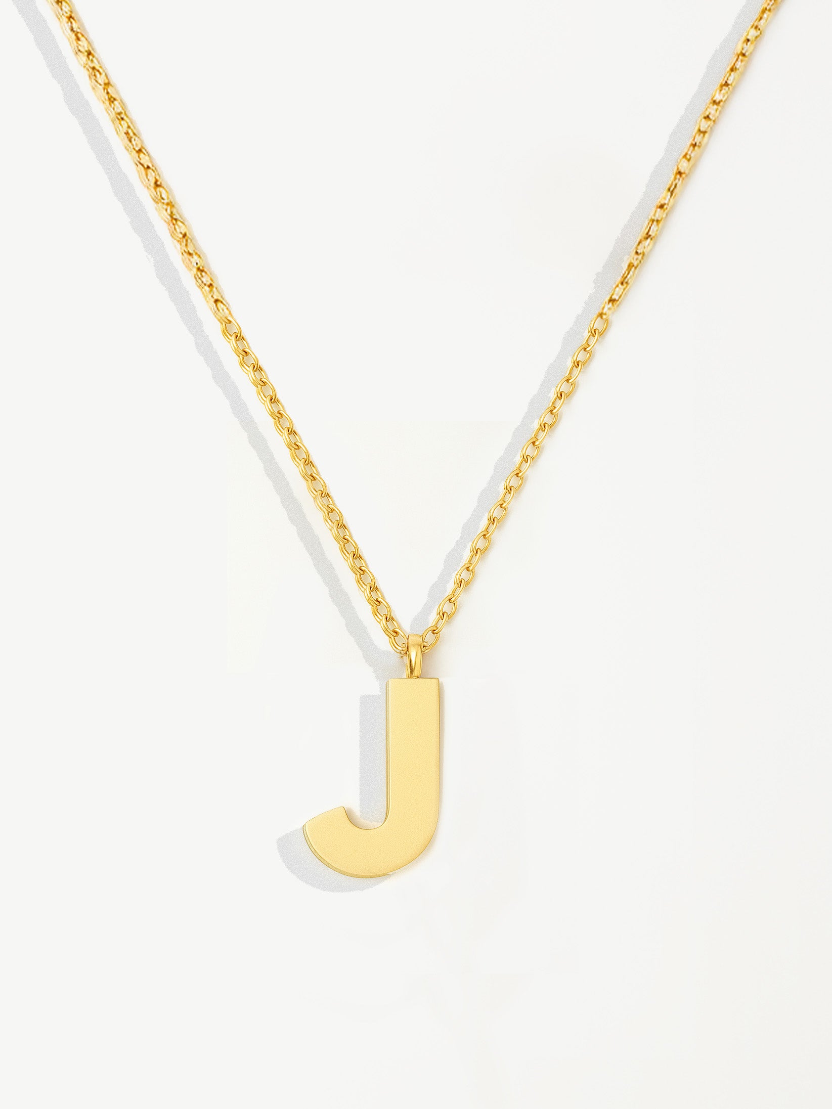 Collier pendentif initial