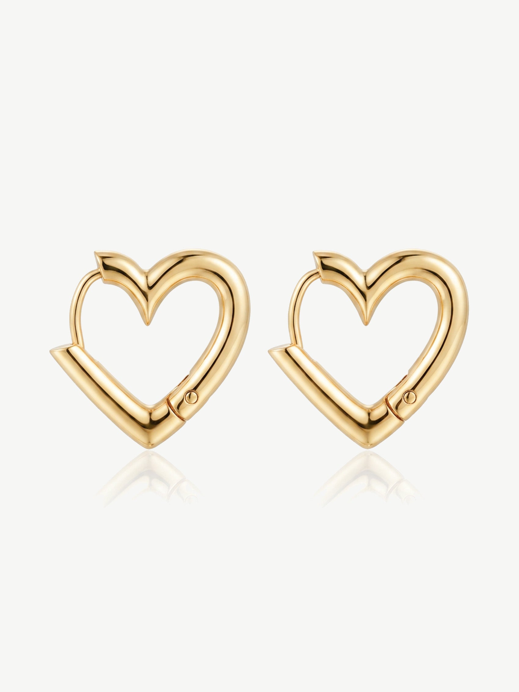 Boucles d'oreilles créoles en forme de cœur audacieux