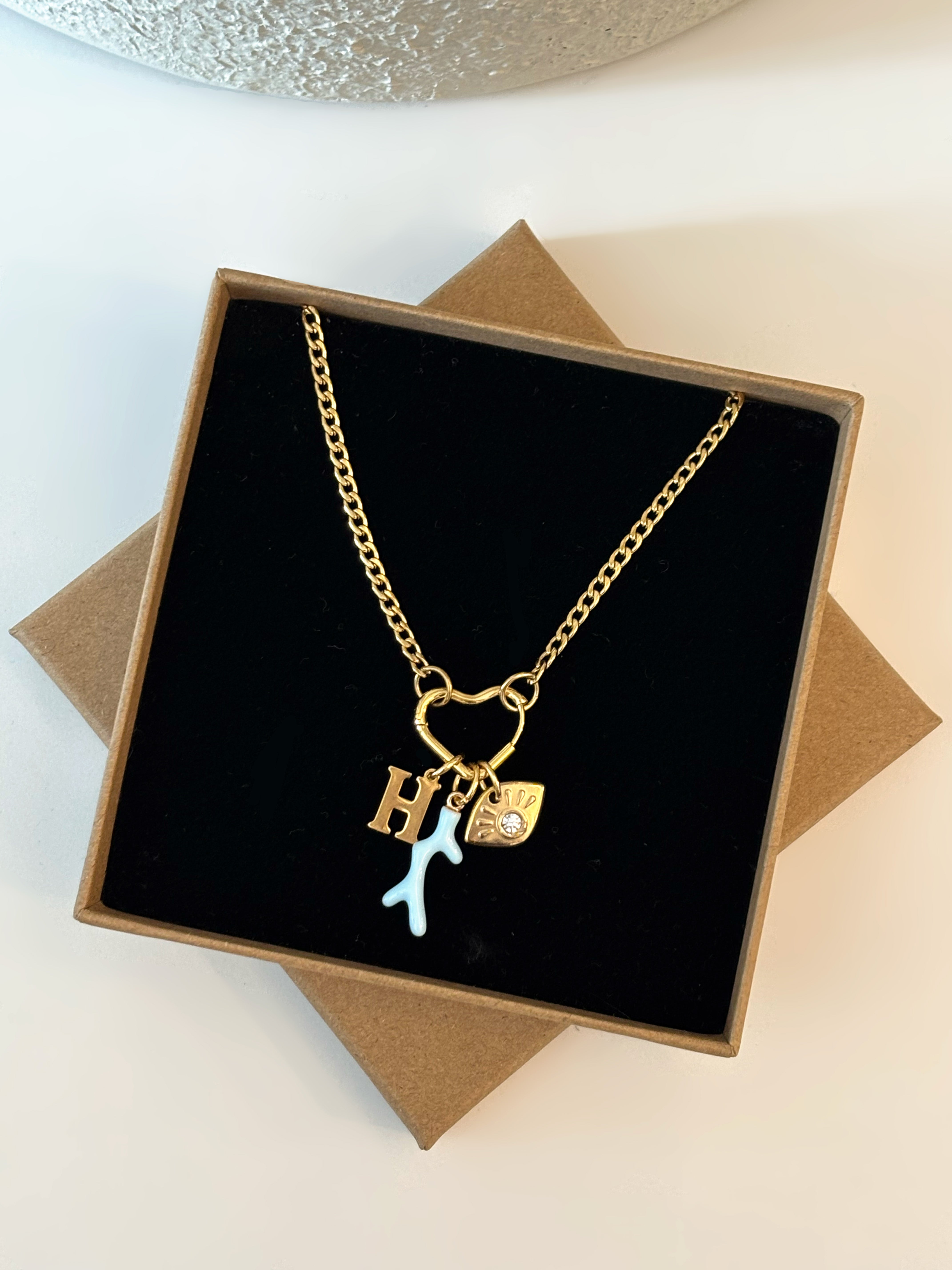 Charme du mauvais œil (petit)