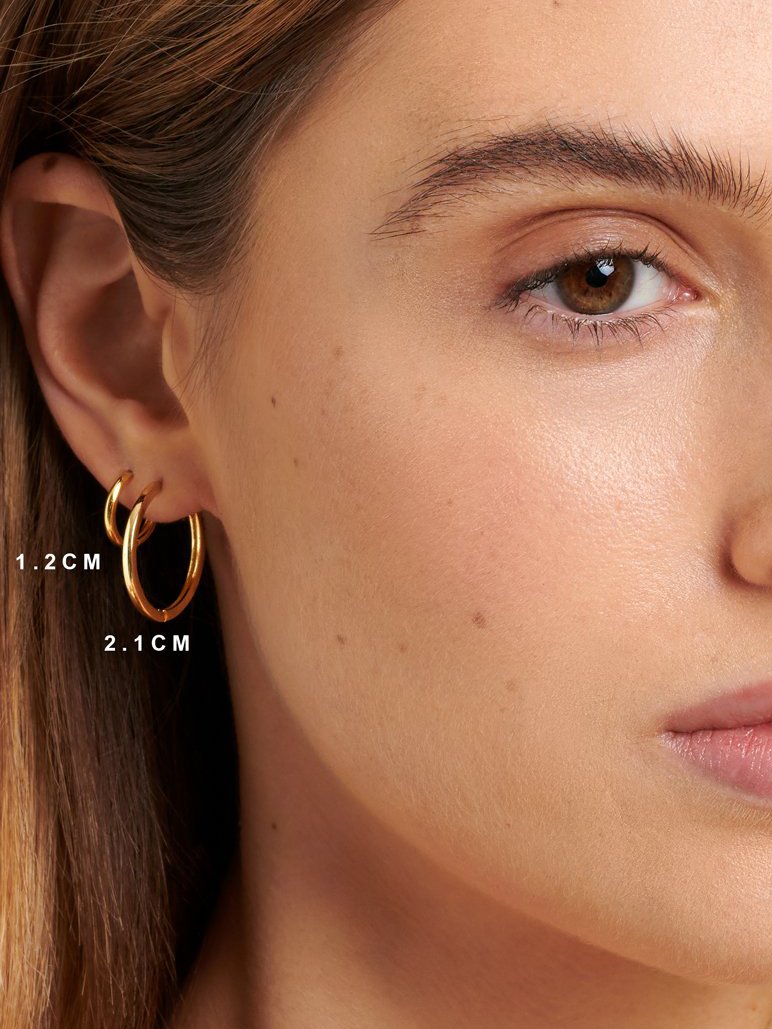 Petites boucles d'oreilles créoles en argent