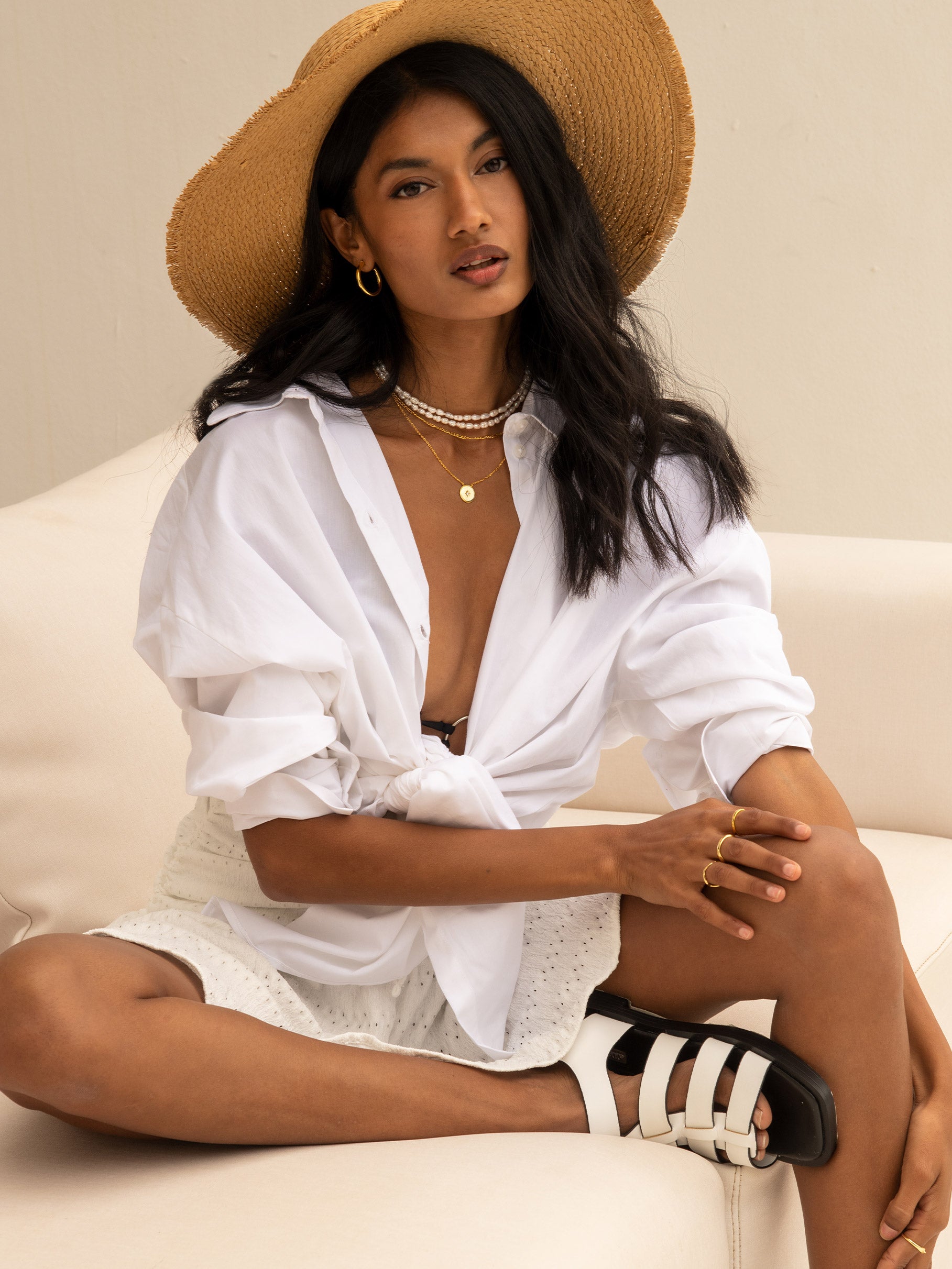 gold jewellery for woman coin necklace pearl choker gold rings gift for her