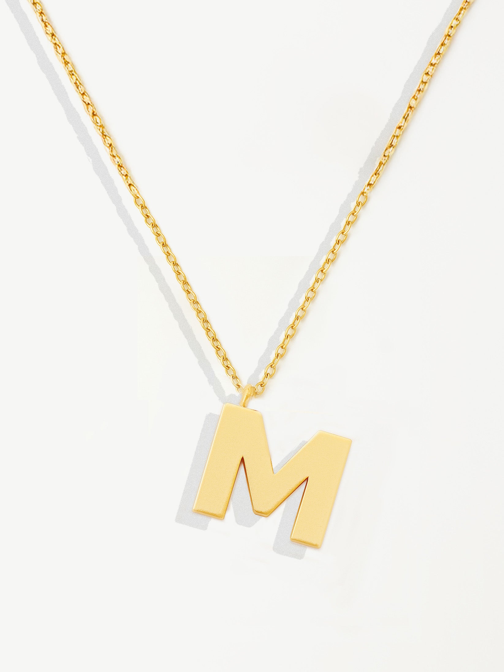 Collier pendentif initial