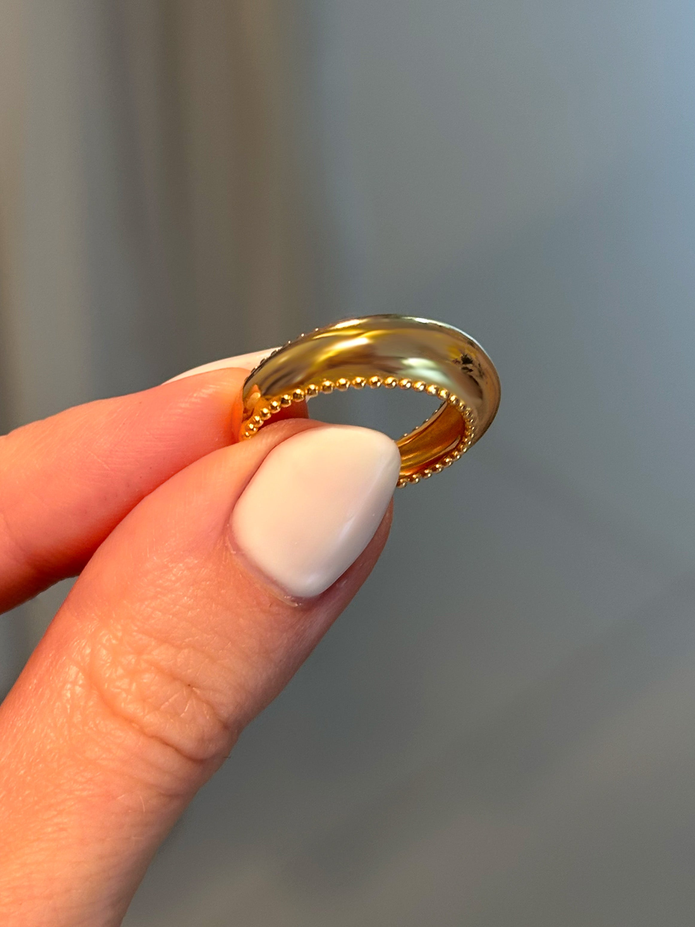Bague dôme incurvée en or - Sphère