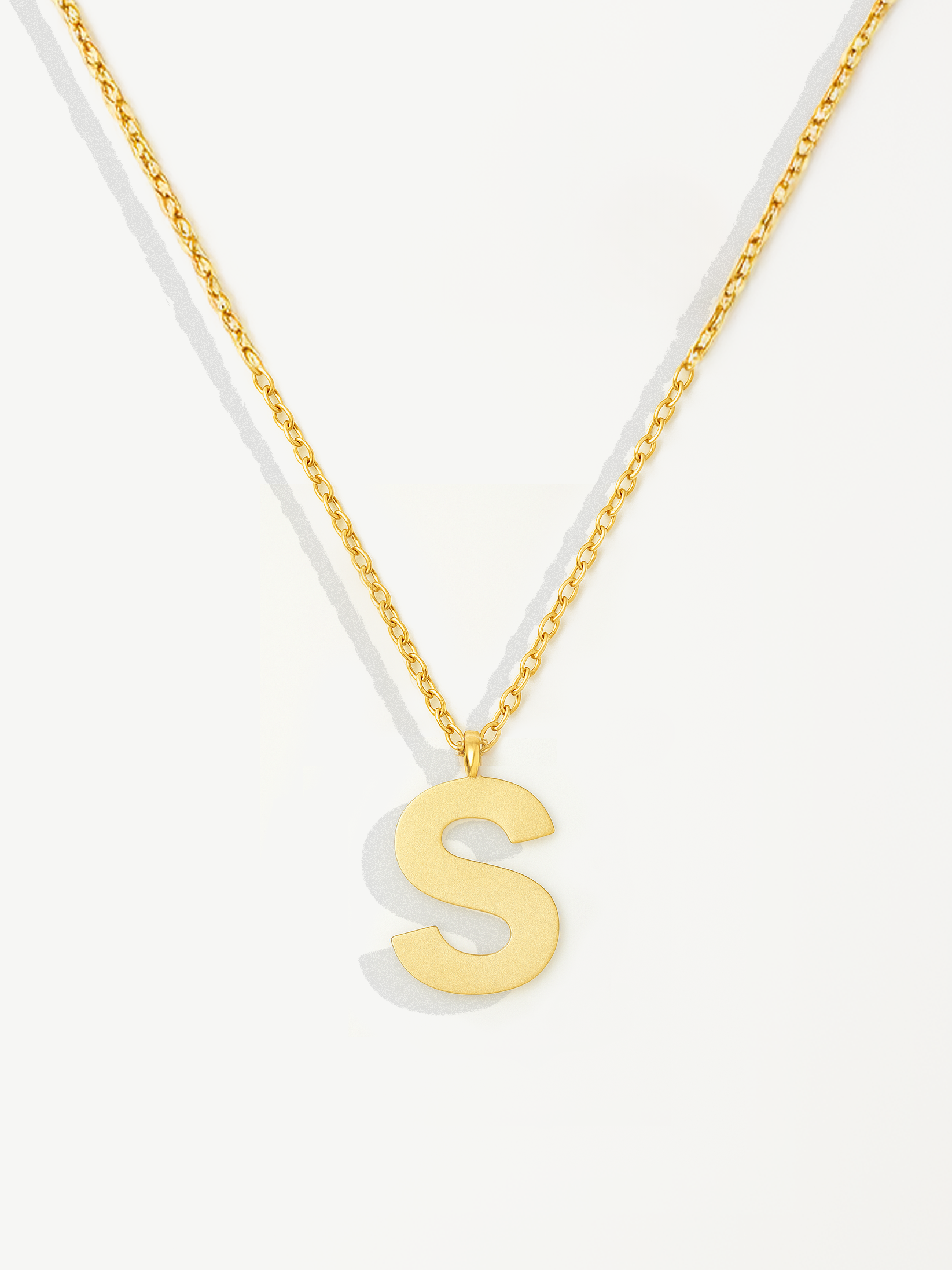 Collier pendentif initial