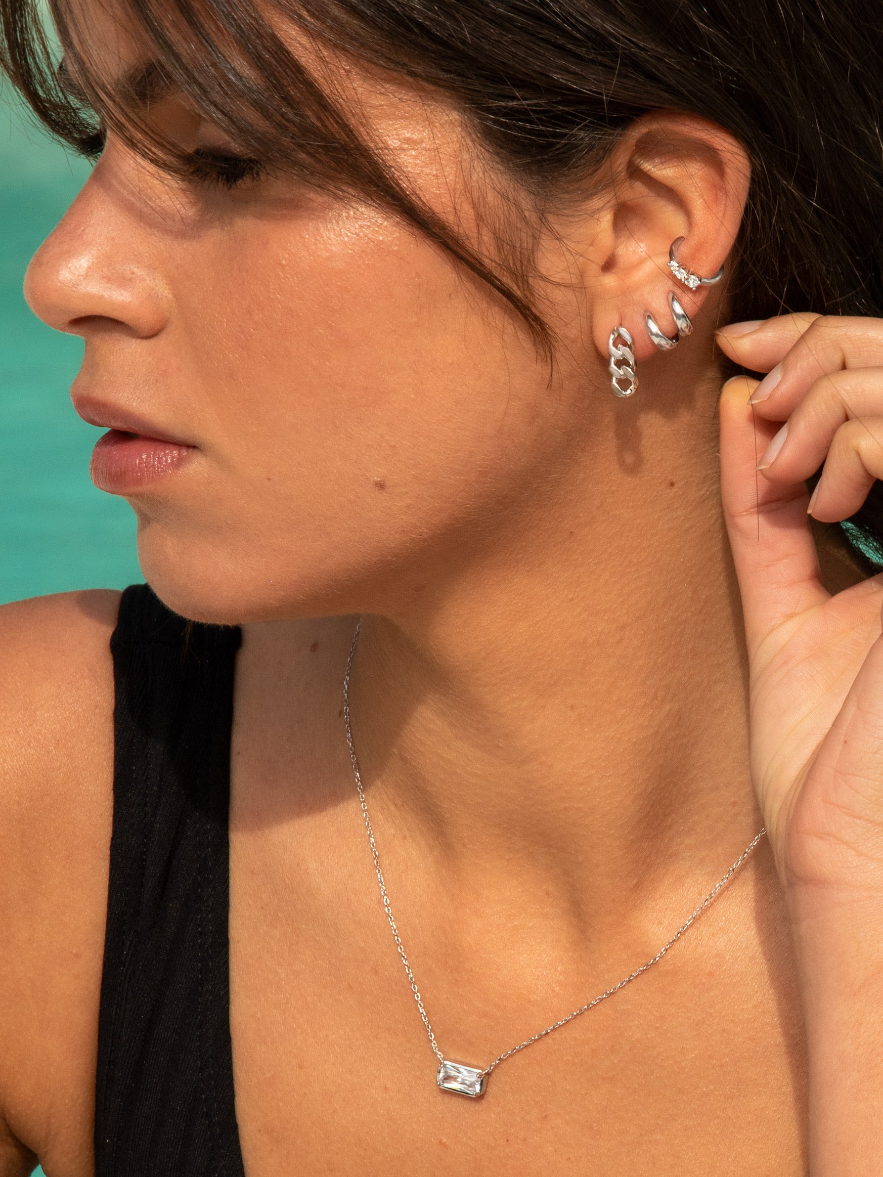 Short Chain Dangle Earrings